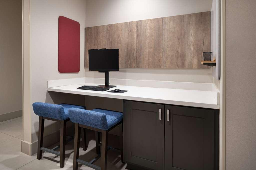 Hilton Garden Inn Visalia, Ca Faciliteter billede